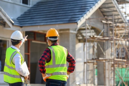 Aménager votre chantier efficacement grâce aux bungalows en location